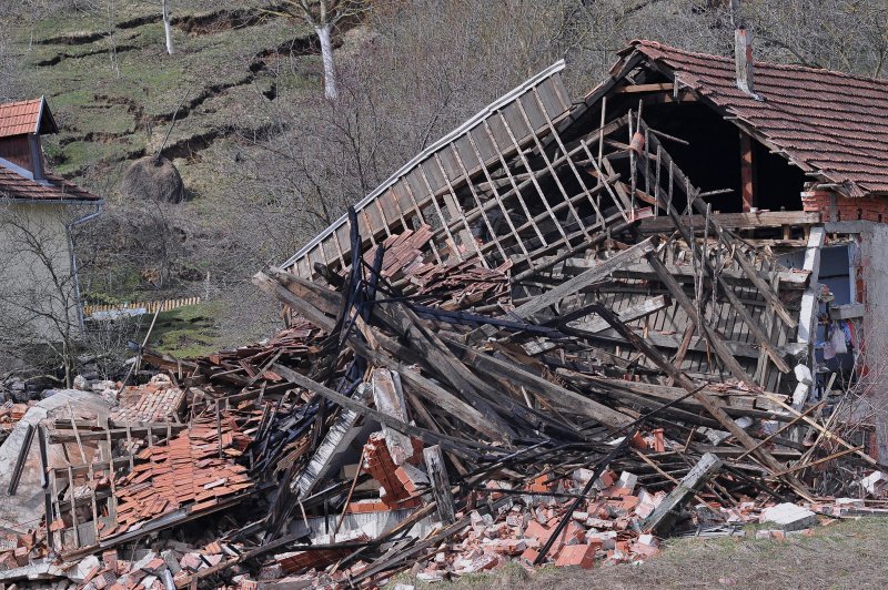 Klizište u Hrvatskoj Kostajnici