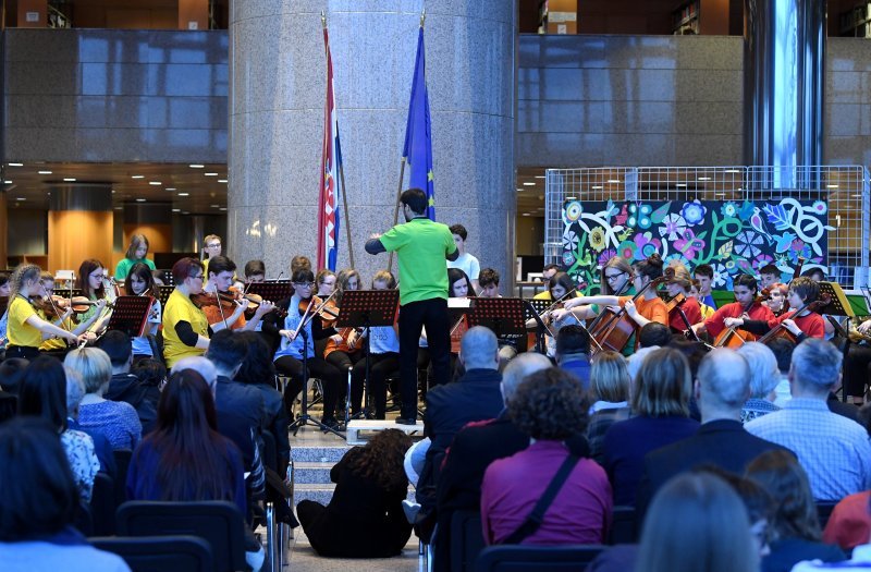 Koncert Simfonijskog orkestra mladih održan u NSK