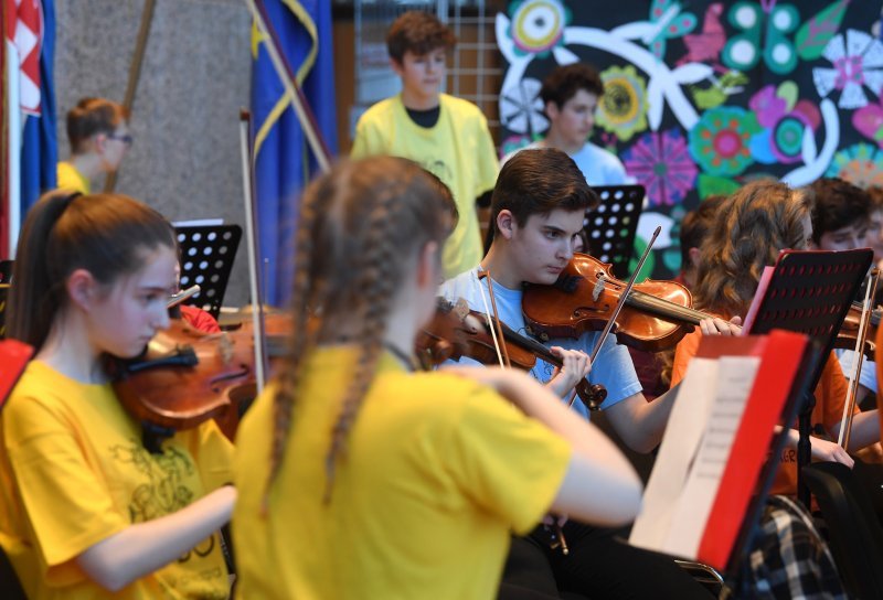 Koncert Simfonijskog orkestra mladih održan u NSK