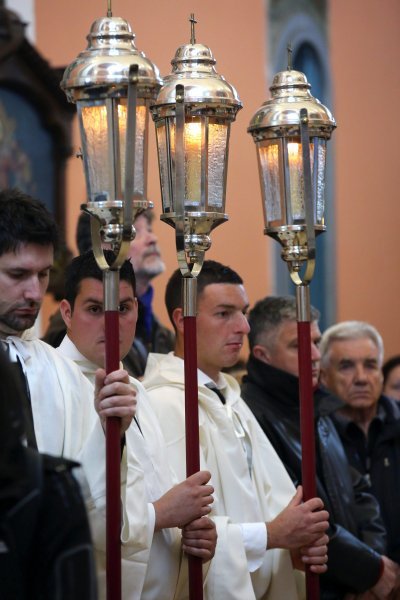 Andrej Plenković na hvarskoj procesiji 'Za križen'