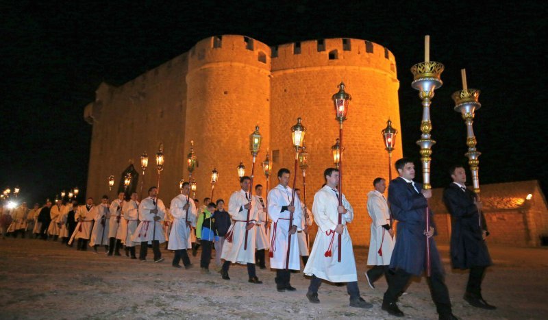 Andrej Plenković na hvarskoj procesiji 'Za križen'