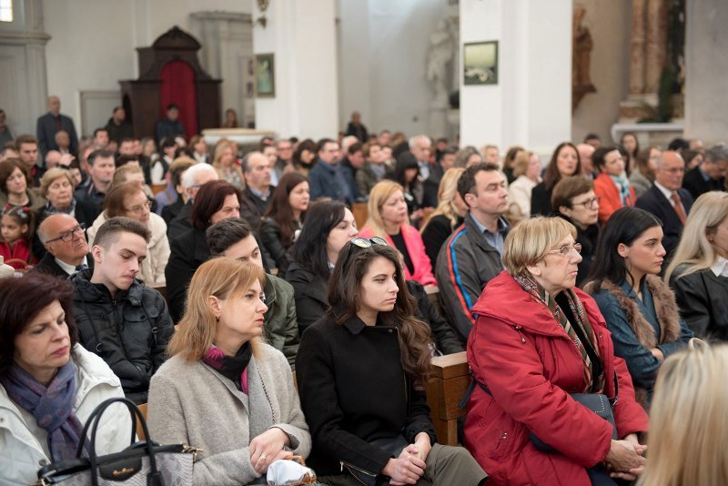 Biskup mons. Mate Uzinić predvodio je misu u Dubrovačkoj katedrali