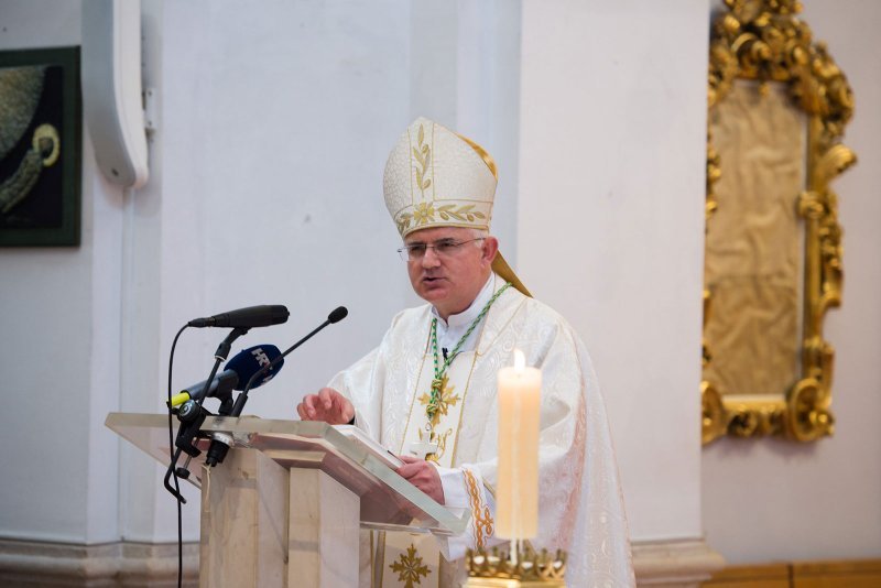Biskup mons. Mate Uzinić predvodio je misu u Dubrovačkoj katedrali