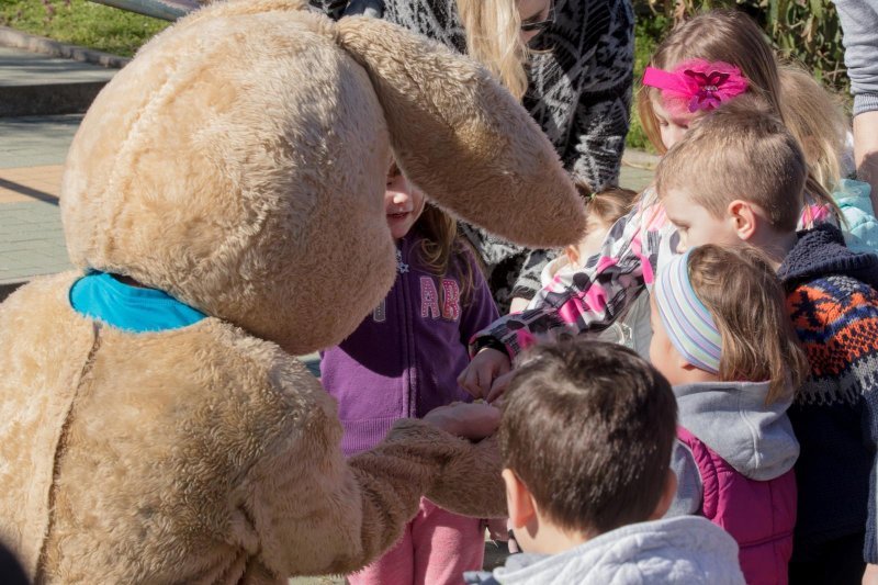 Osijek: Brojne obitelji na Uskrsni ponedjeljak posjetile Zoološki vrt