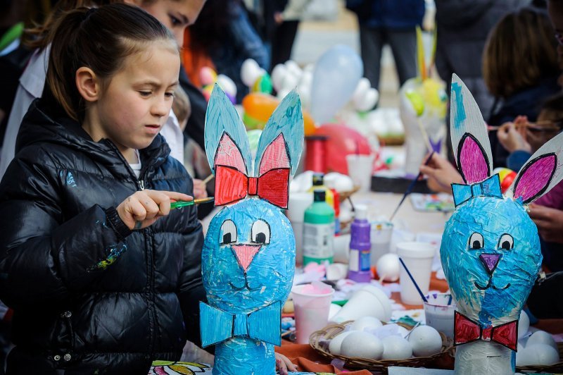 Šibenik: Tradicionalni Uskrsni doručak na Trgu Petra Šubića