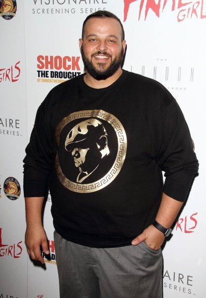 Daniel Franzese kao Damian