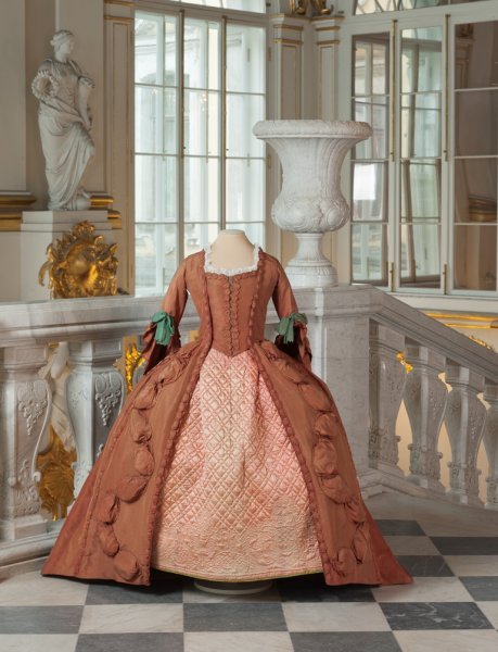 Francuska haljina 'robe à la française', 1760.