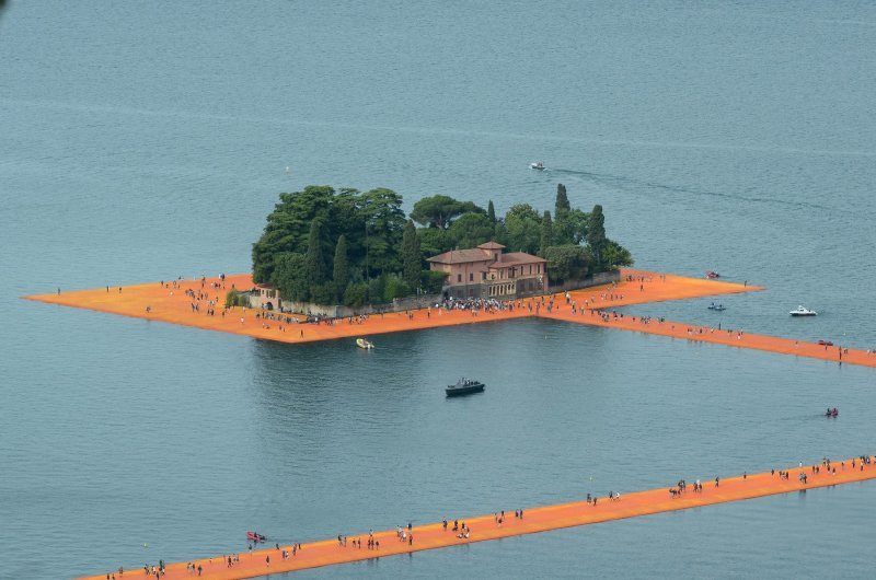 The Floating Piers, Iseo, Italija, 2016.