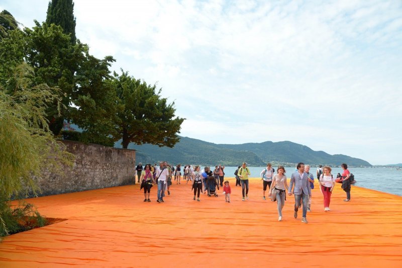 The Floating Piers, Iseo, Italija, 2016.