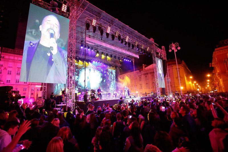 Koncert Tonyja Cetinskog u povodu drugog rođendana Magente 1