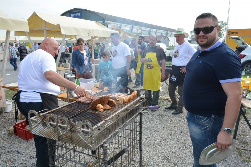 Natjecanje Majstori roštilja u Gudovcu