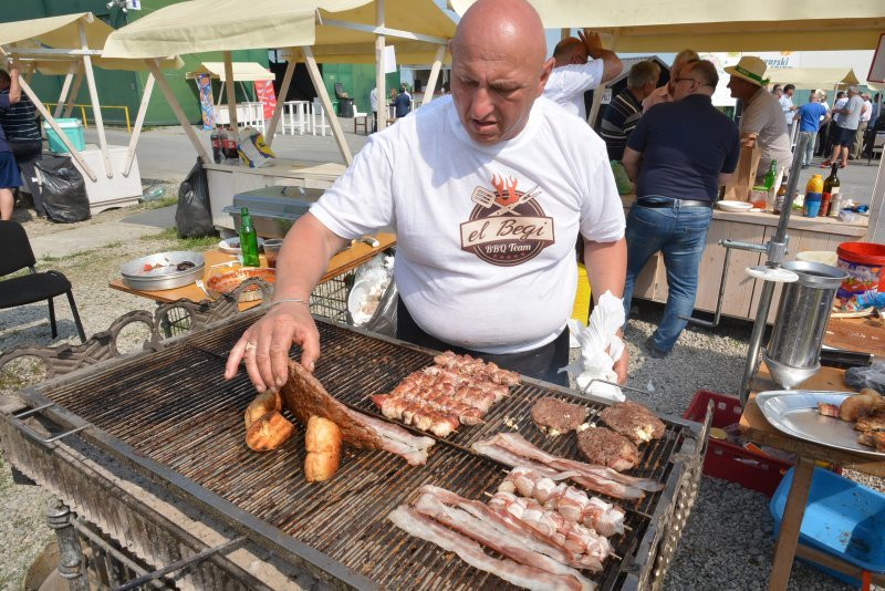 Natjecanje Majstori roštilja u Gudovcu