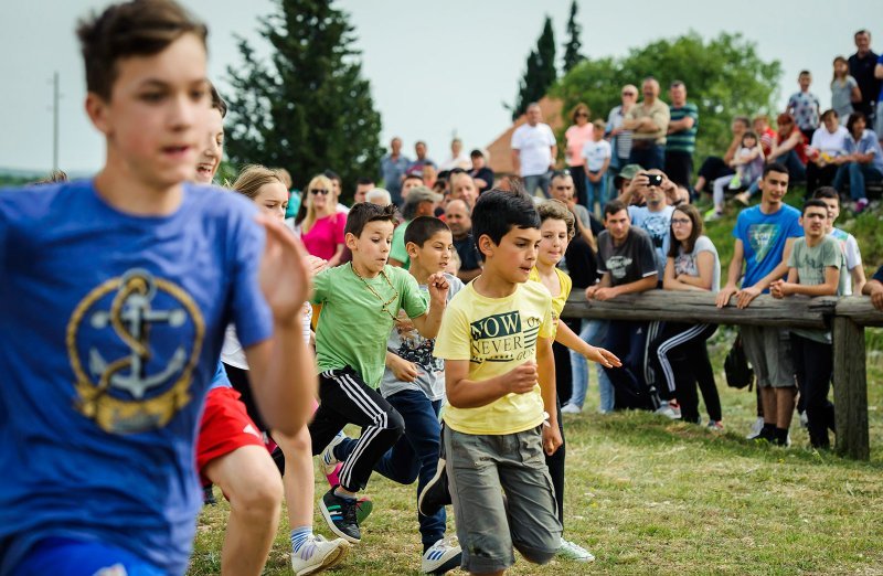 Na hipodromu u mjestu Oklaj održane 64. Prominske igre