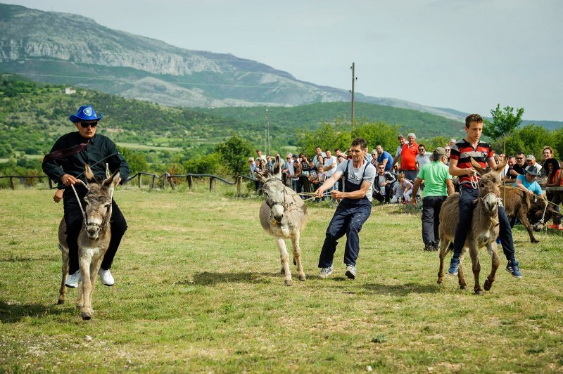 Na hipodromu u mjestu Oklaj održane 64. Prominske igre