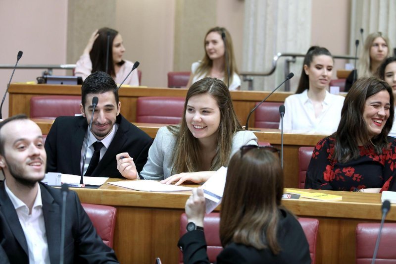 Studenti na simuliranoj sjednici Sabora RH