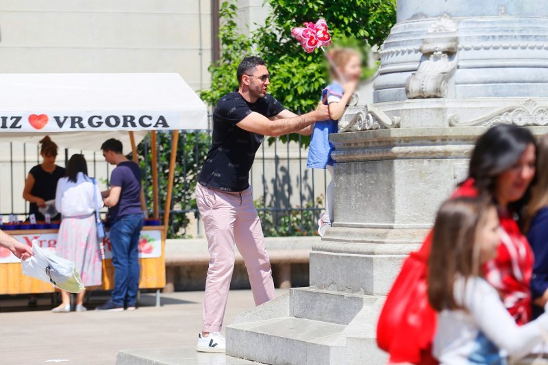 Obitelj Lacković se prošetala špicom