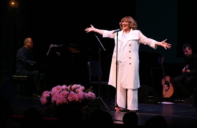 Tereza Kesovija koncertom u HNK-u proslavila 60 godina karijere