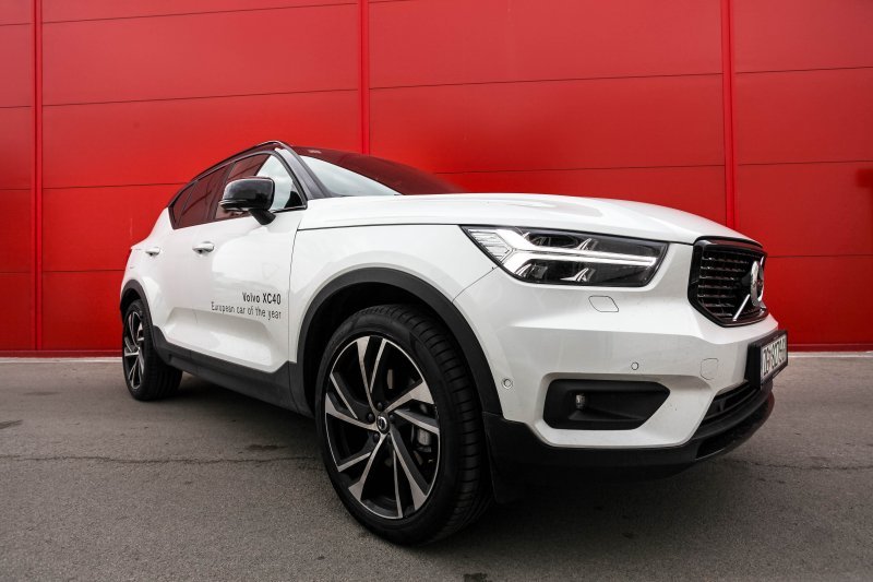 Volvo XC40 D4 AWD R-Design