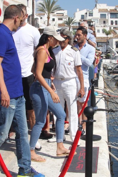 Cristiano Ronaldo i Georgina Rodriguez odmaraju na Marbelli