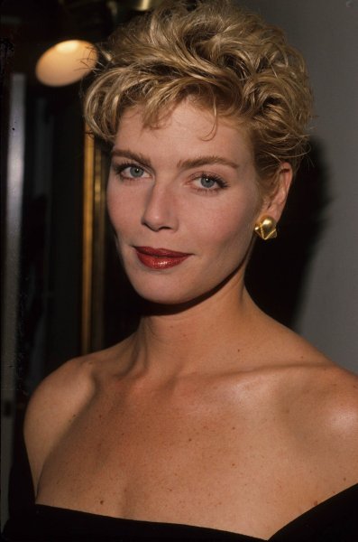 Kelly McGillis