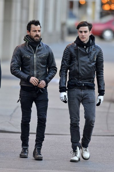 Justin i Sebastian Theroux