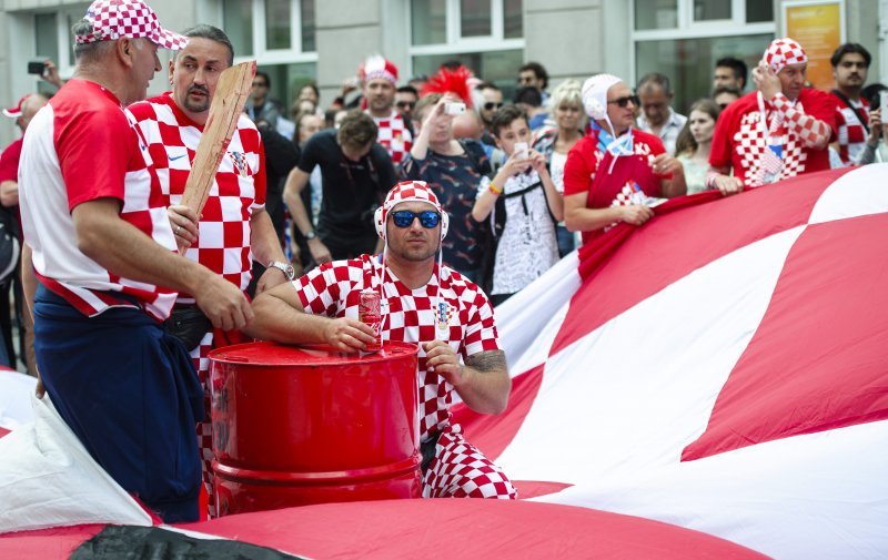 Navijači u gradu prije utakmice Hrvatska - Argentina