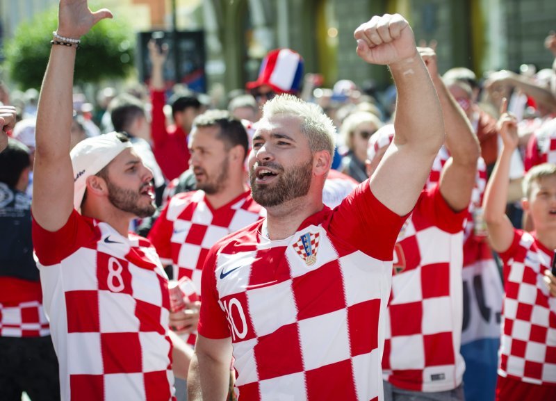 Navijači u gradu prije utakmice Hrvatska - Argentina