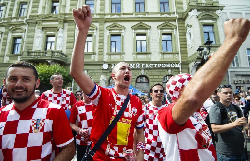 Navijači u gradu prije utakmice Hrvatska - Argentina