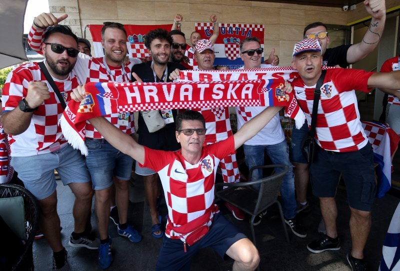 Navijači spremni za utakmicu Hrvatske i Islanda