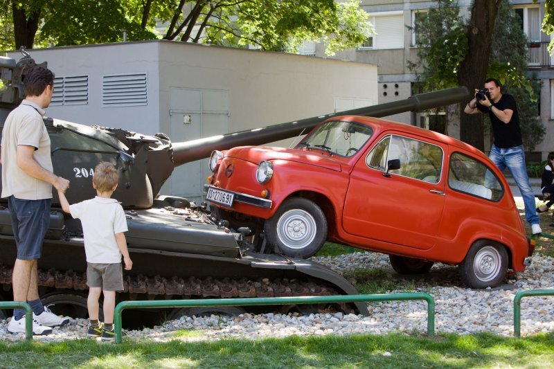 Osječki 'Crveni fićo'