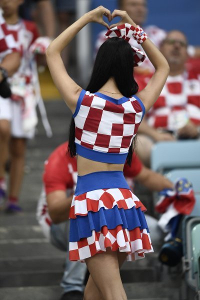 Navijači na stadionu u Sočiju, Hrvatska - Rusija