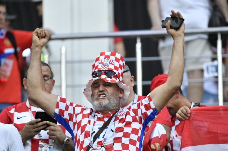 Hrvatski navijači na stadionu u Sočiju