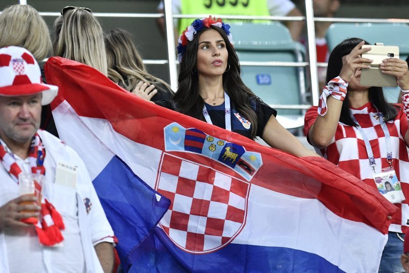 Hrvatski navijači na stadionu u Sočiju