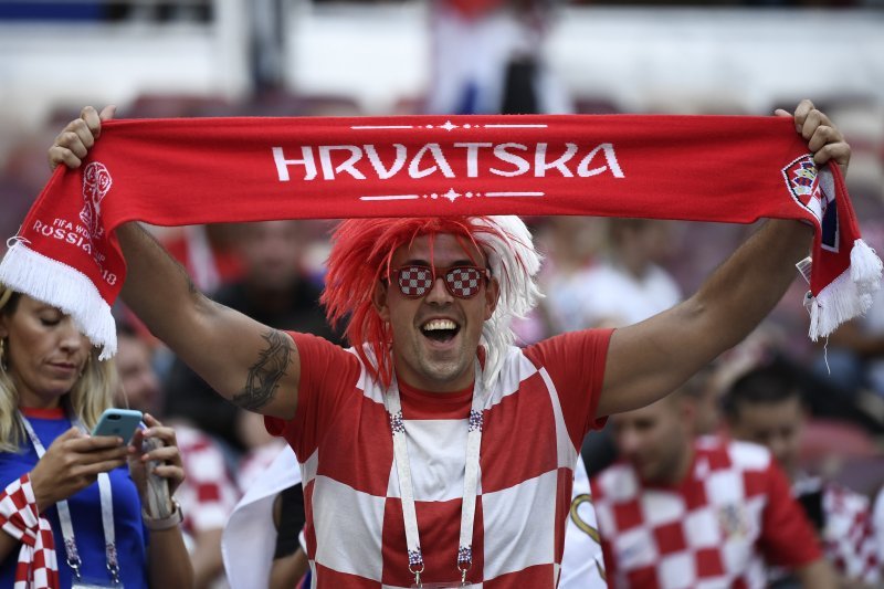 Navijači na stadionu Lužnjiki, Hrvatska - Engleska