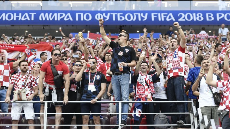 Hrvatski navijači na tribinama stadiona Lužnjiki