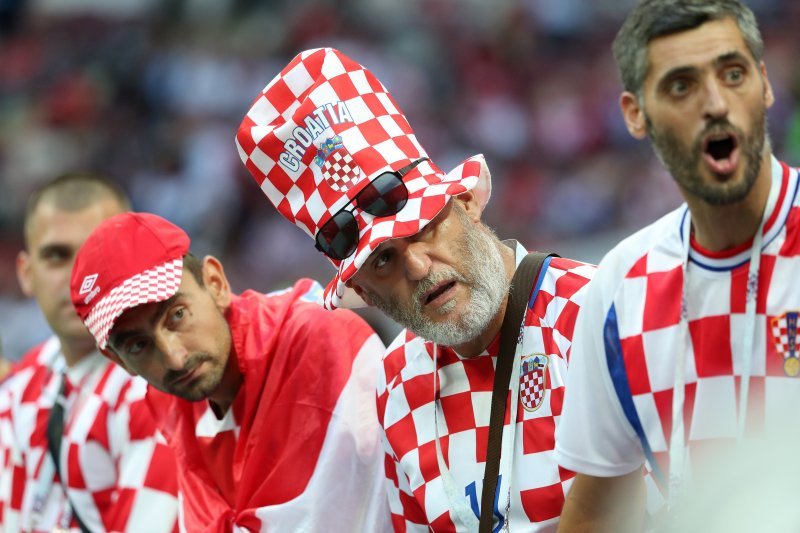 Navijači na stadionu Lužnjiki, Hrvatska - Engleska