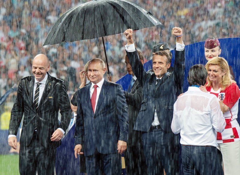 Gianni Infantino, Vladimir Putin, Emmanuel Macron, Kolinda Grabar Kitarović, Zlatko Dalić