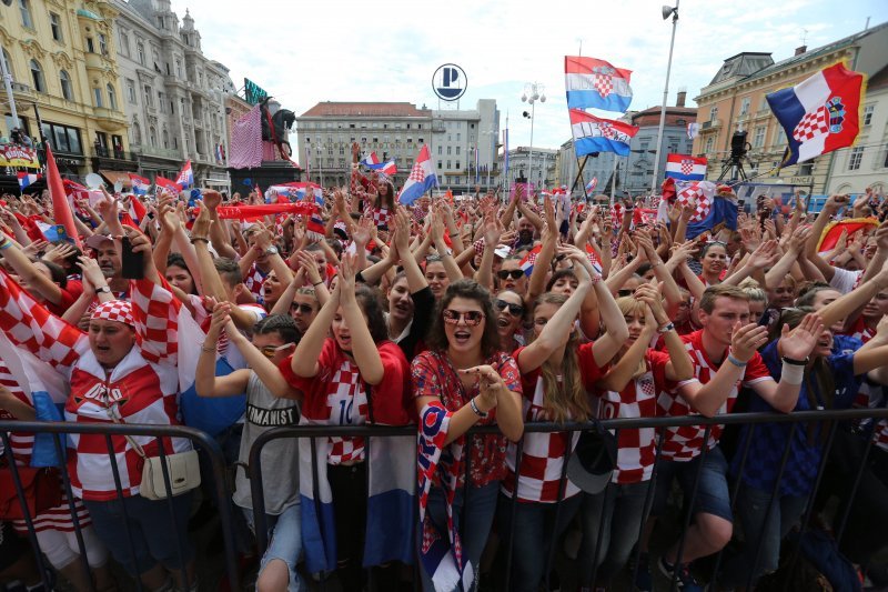 Pripreme za doček reprezentacije na Trgu bana Jelačića