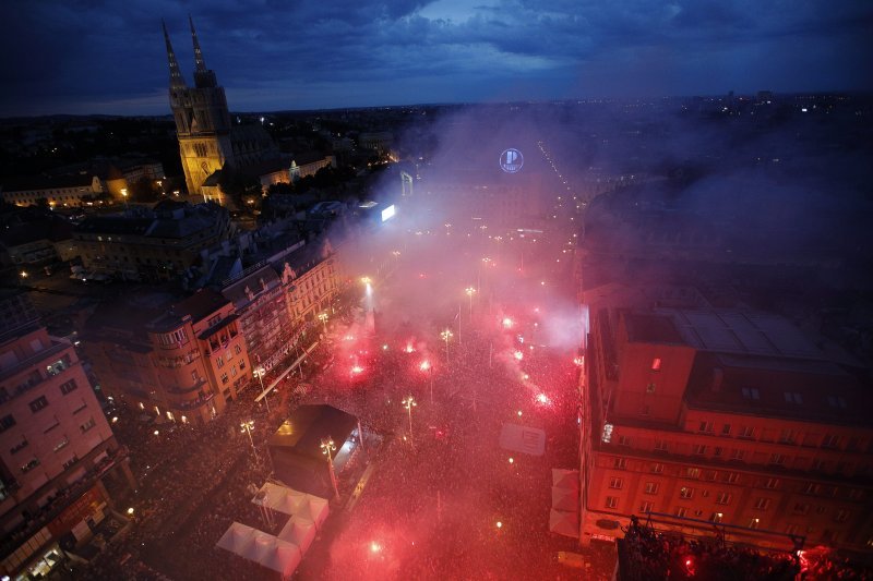 Vatreni na Trgu bana Jelačića