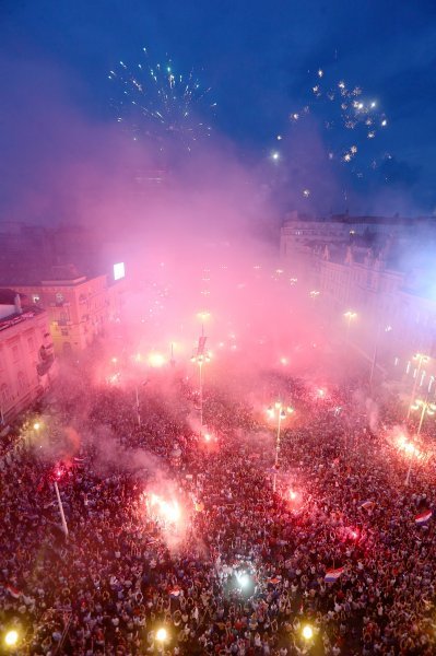 Doček na Trgu bana Josipa Jelačića