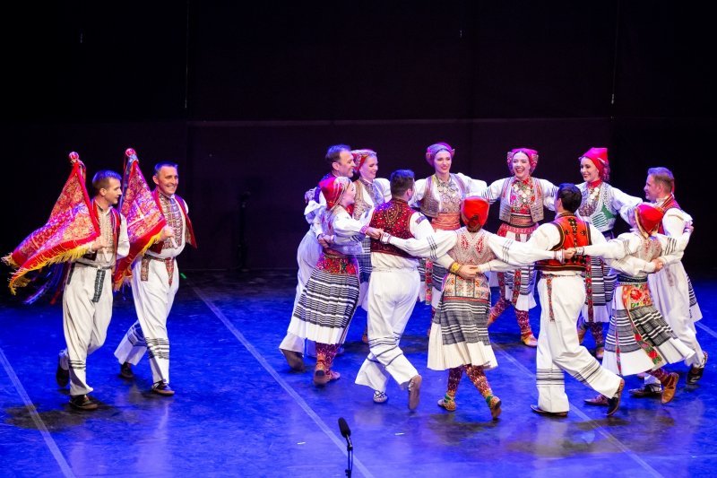 Folklorni ansambl Lado održao koncert na tvrđavi Revelin