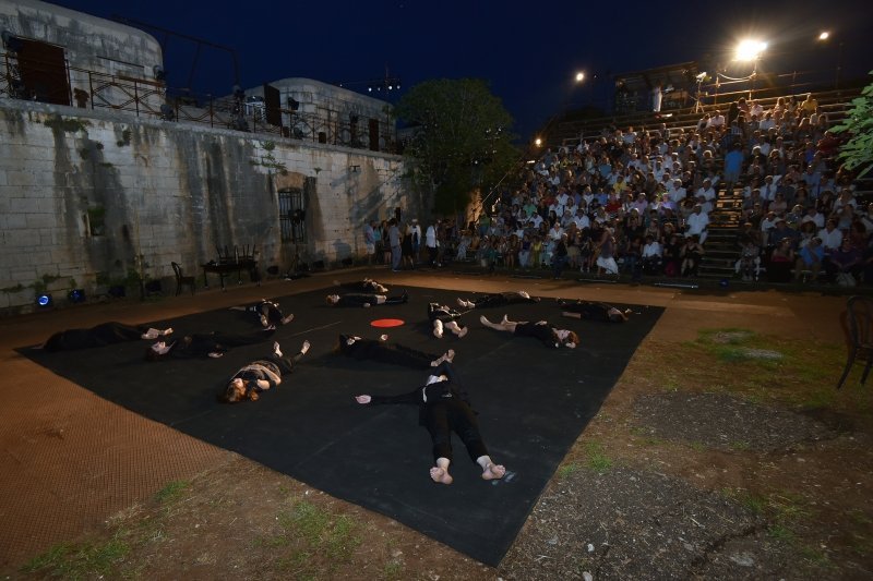 Održana premijera predstave "Euripid: Bakhe"