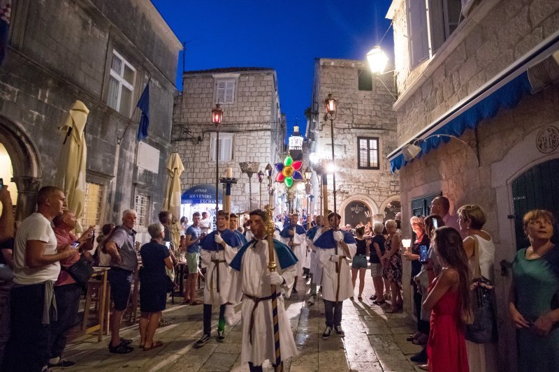 Procesija povodom proslave sv. Todora na Korčuli