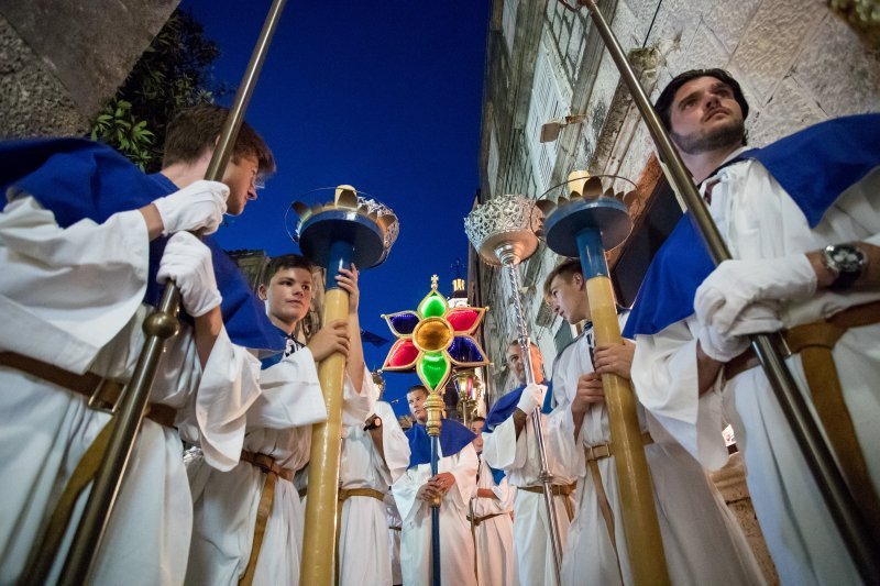 Procesija povodom proslave sv. Todora na Korčuli