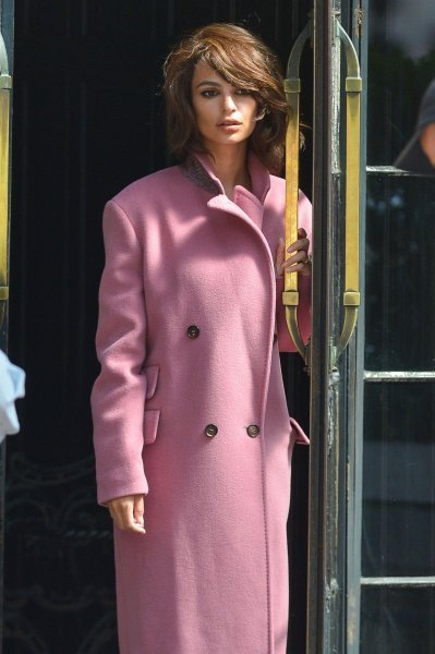 Emily Ratajkowski kao Jackie Kennedy