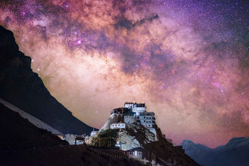 Noćno nebo iznad Himalaja
