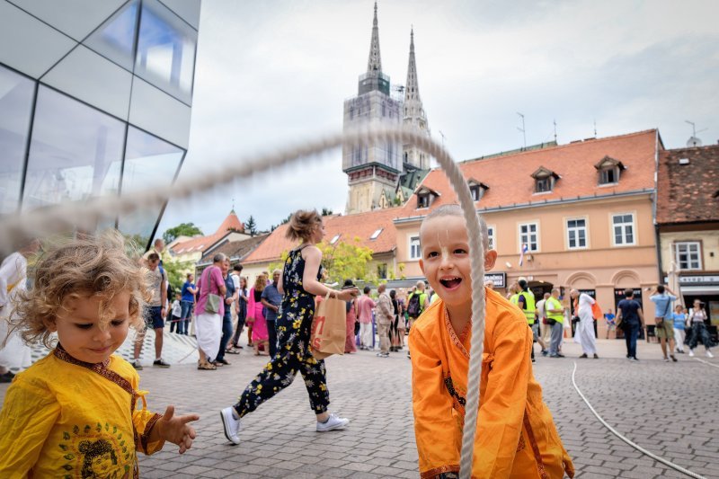 Indijski festival kočija ili Ratha-yatra na ulicama Zagreba