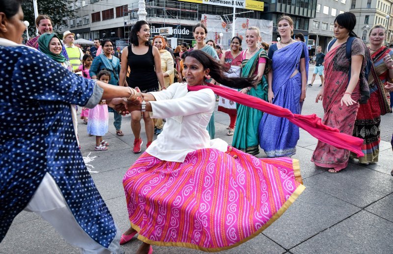 Indijski festival kočija ili Ratha-yatra na ulicama Zagreba