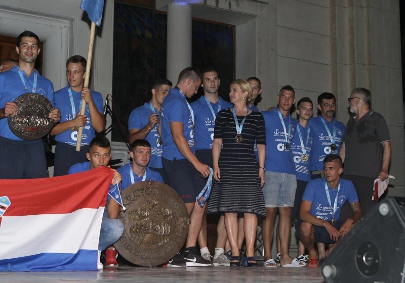 Predsjednica Grabar-Kitarović sudjelovala na dodjeli medalja najbržim lađarima