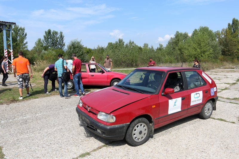 Crash testovi udara u pješaka i drugo vozilo u sklopu kampusa na Borongaju